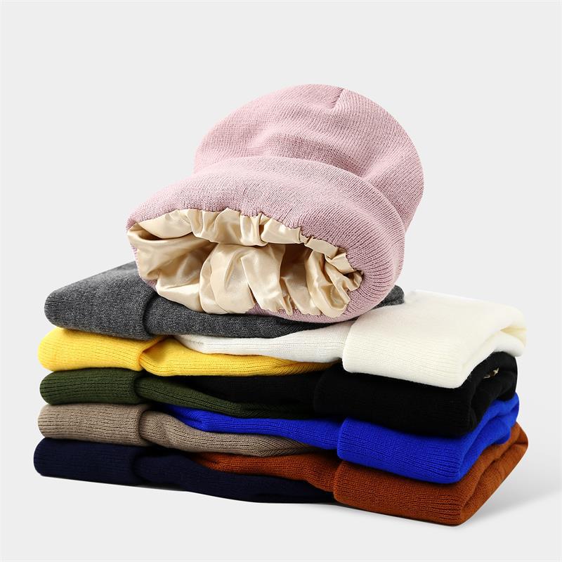 Berretto antistatico foderato  - Beanie Cuffed Knit recensione e prezzo